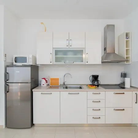 Grlica Appartamento Sutivan