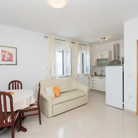 Appartement Grlica Sutivan