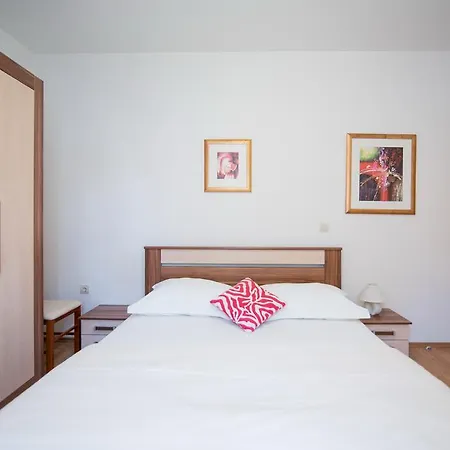 Grlica Appartement Sutivan
