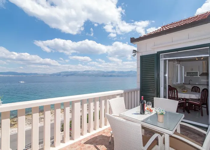 Apartamento Grlica Sutivan