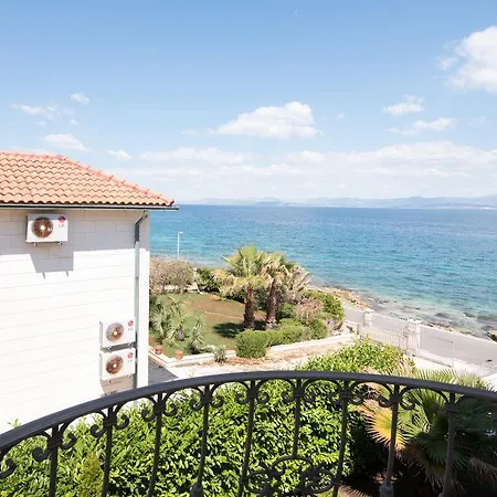 Grlica Apartment Sutivan